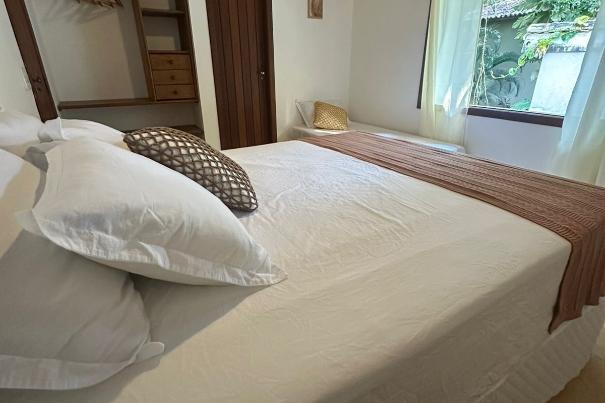 Suíte Tripla vista para Mata