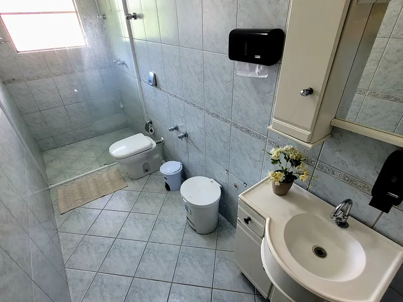 Compartilhado Masculino com Ventilador