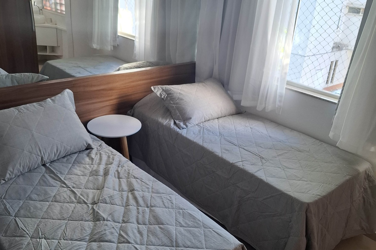 Vaga no Quarto 3 (Duplo Compartilhado Suíte) 1