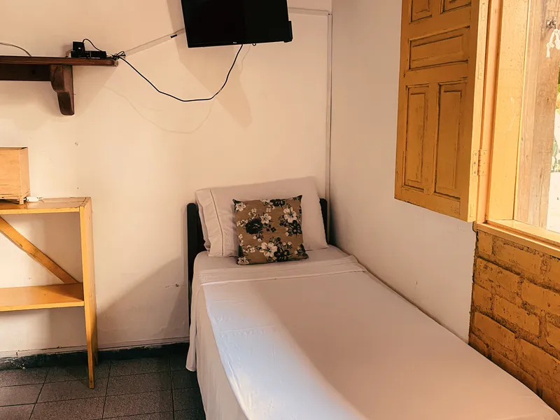 1 - Quarto Duplo com Varanda