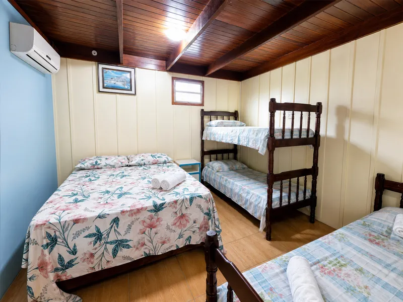 Quarto c Ar 50 metros do mar