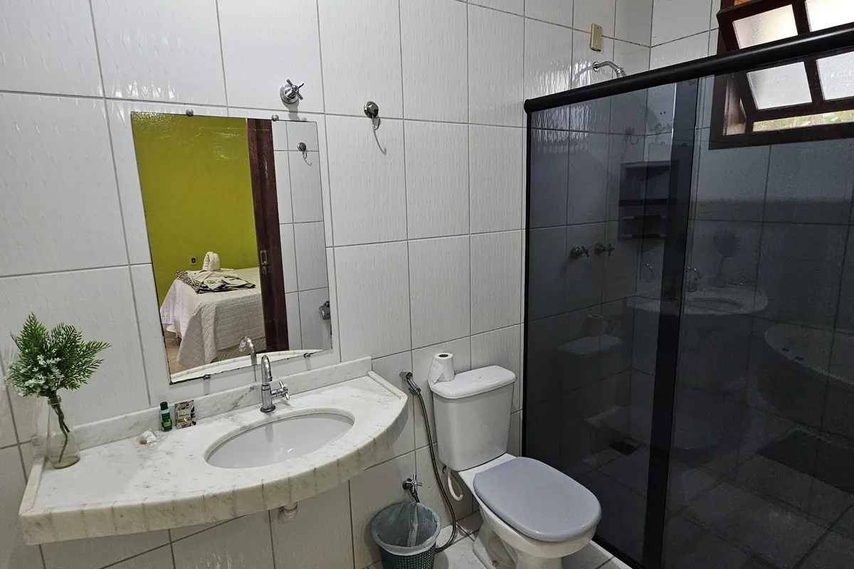 QUARTO 16 AR E HIDROMASSAGEM