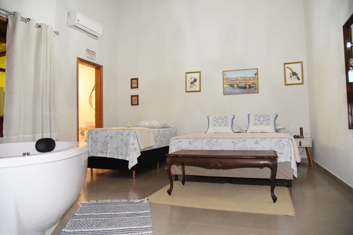 Suíte c/Hidro 8 Vossa Excelência Pousada no Campo