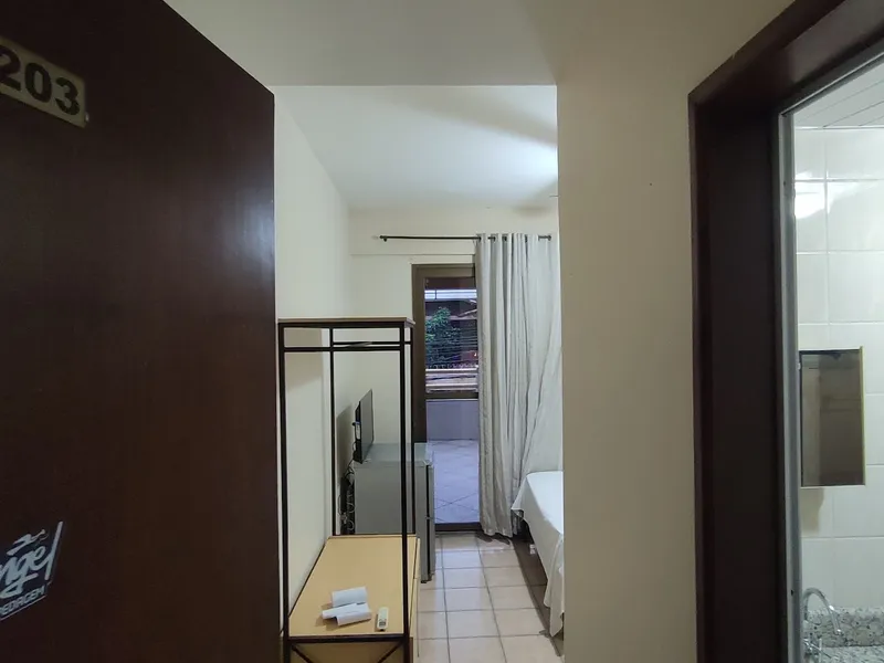 201 - Triplo com Varanda