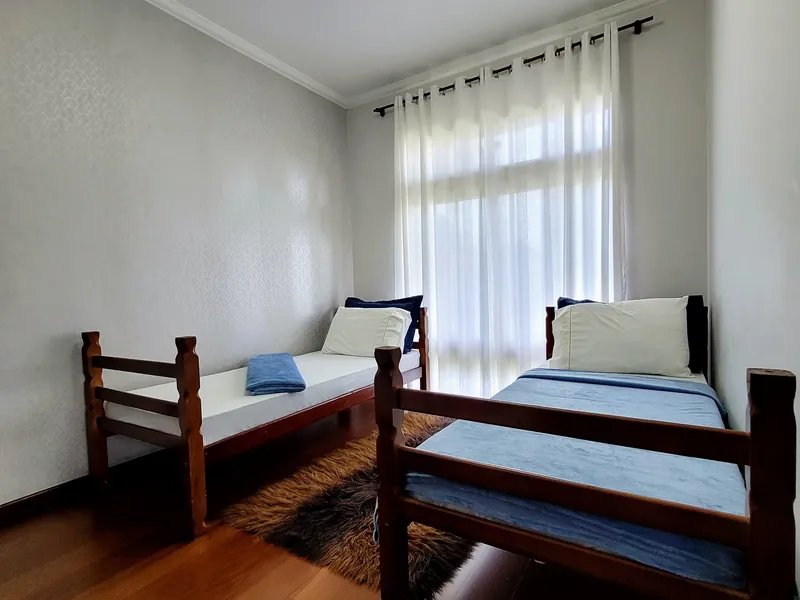 Quarto Duplo com banheiro externo