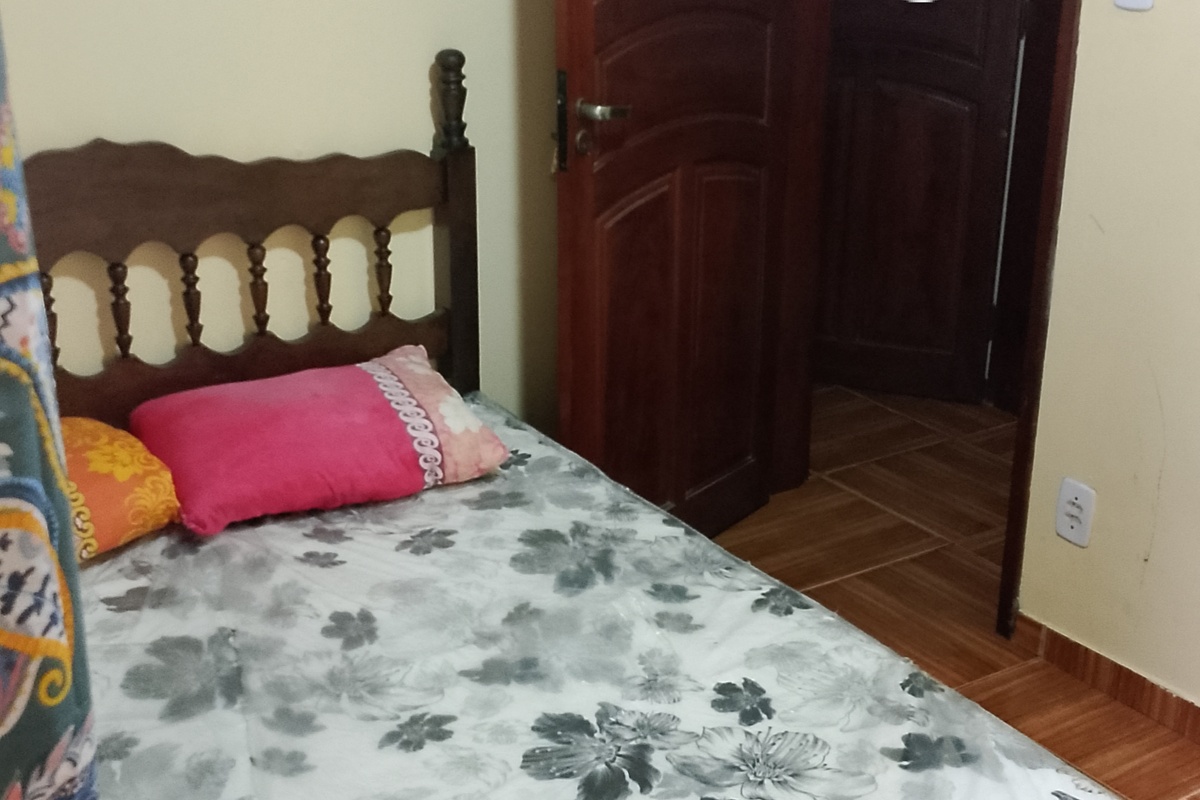 Cama de casal sem banheiro