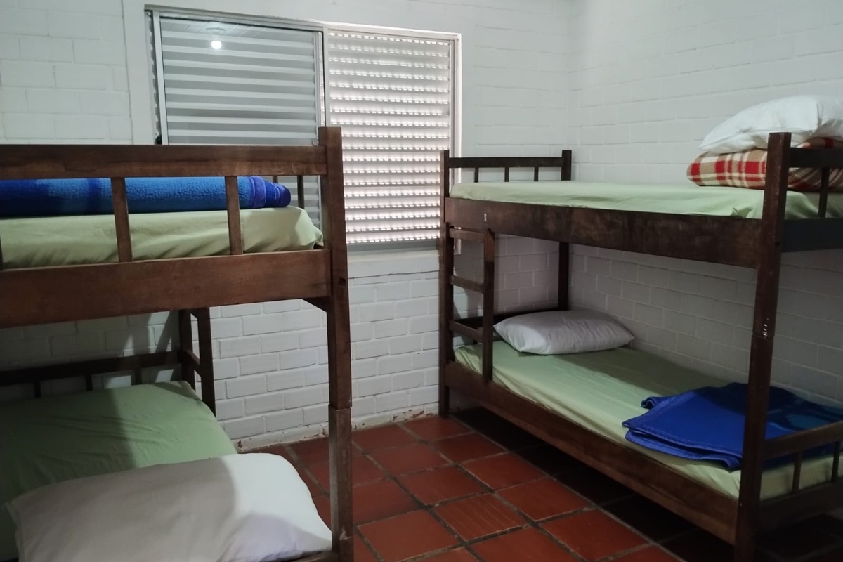 20 - Com Ar-condicionado