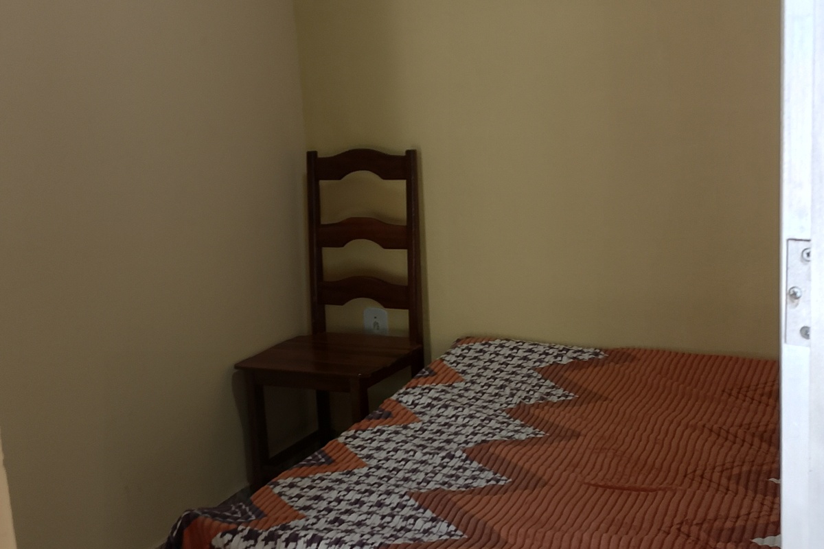 Cama de casal + banheiro (Q2 e Q3)