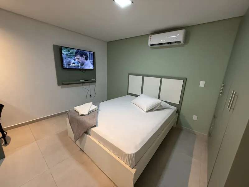 Flat Green Serenity - Poucos minutos Hard Rock