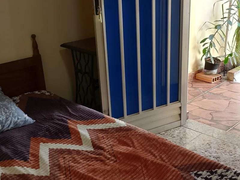 Cama de casal + banheiro (Q2 e Q3)