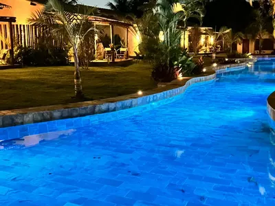 La Belle Hotel Lago azul