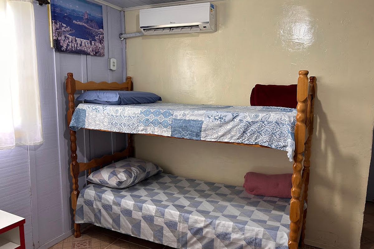 Quarto c Ar 50 metros do mar
