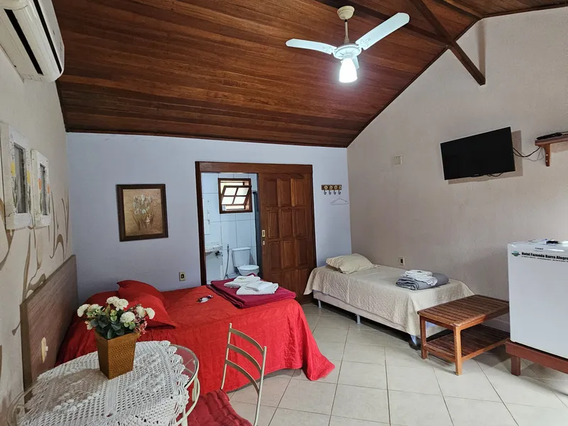 QUARTO 22 AR E HIDROMASSAGEM