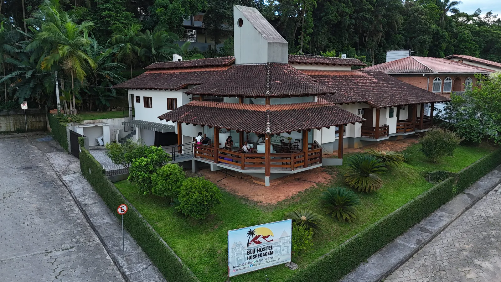 Blu Hostel