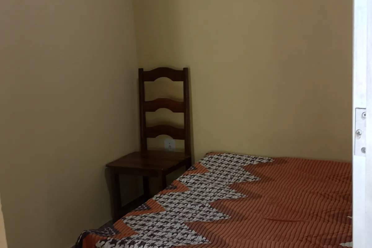 Cama de casal + banheiro (Q2 e Q3)
