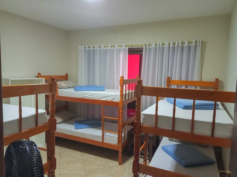 Compartilhado Masculino com Ventilador