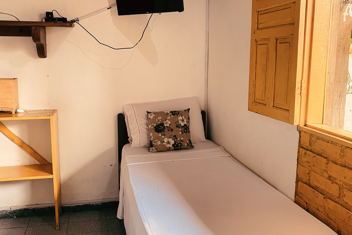 1 - Quarto Duplo com Varanda