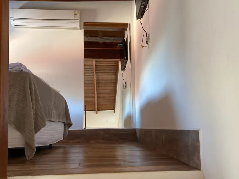 LOFT MESANINO