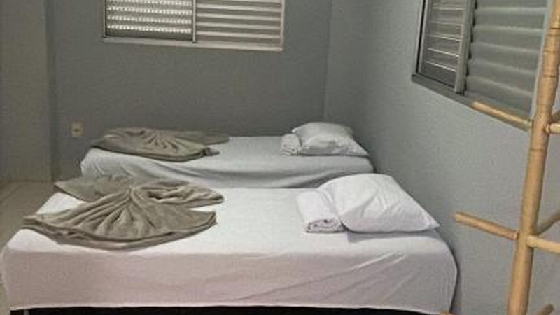 Apartamento Duplo Solteiro (Ar + TV)