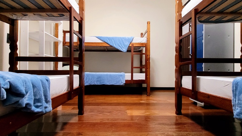 Compartilhado Masculino com Ar