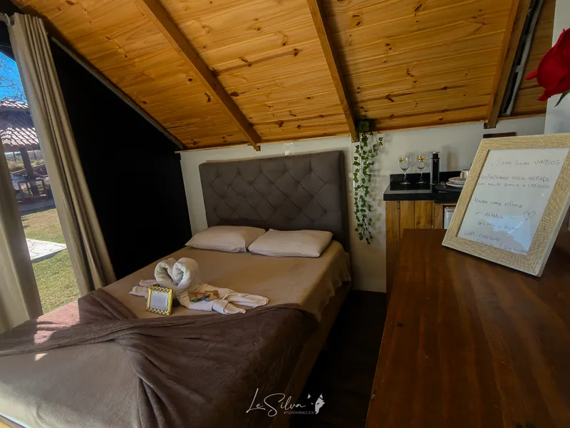 5 Quarto Deluxe
