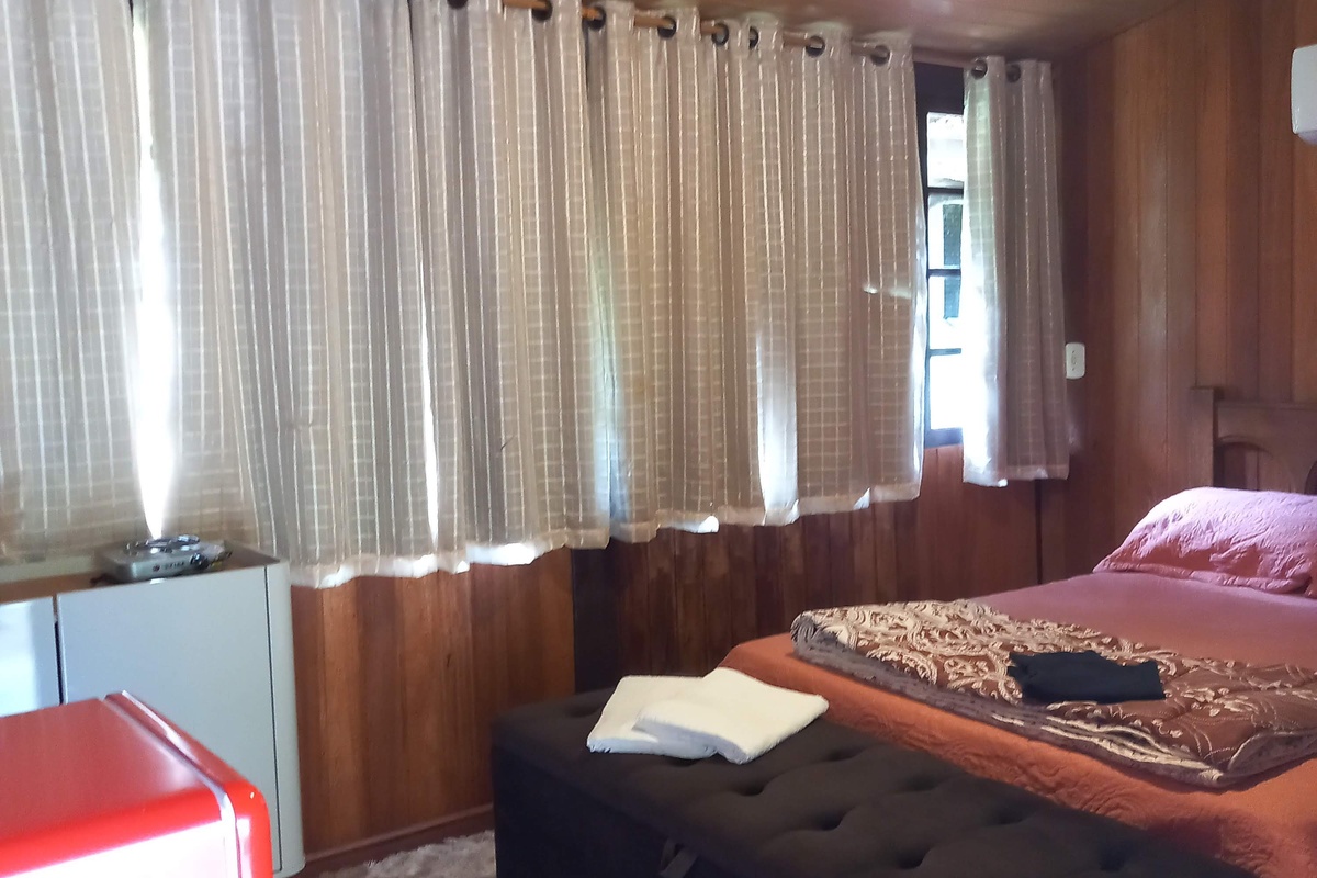 Chalé Beira Rio - completo - Estilo Romântico