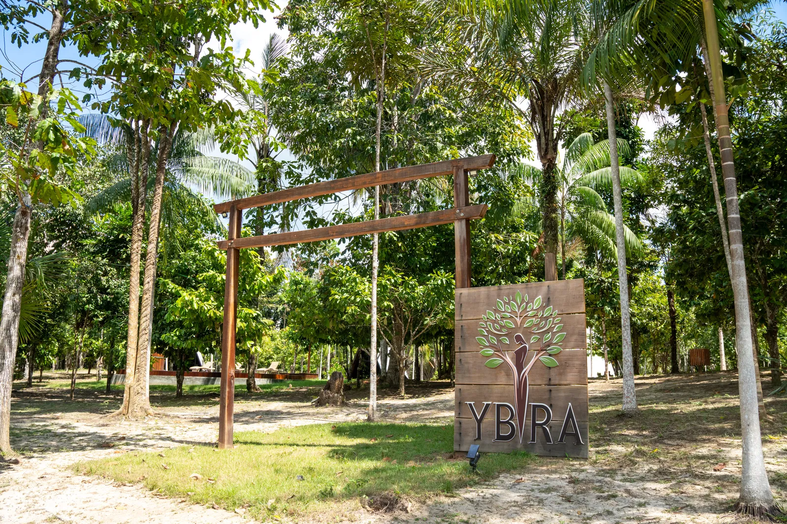 Ybyra Pousada de Selva
