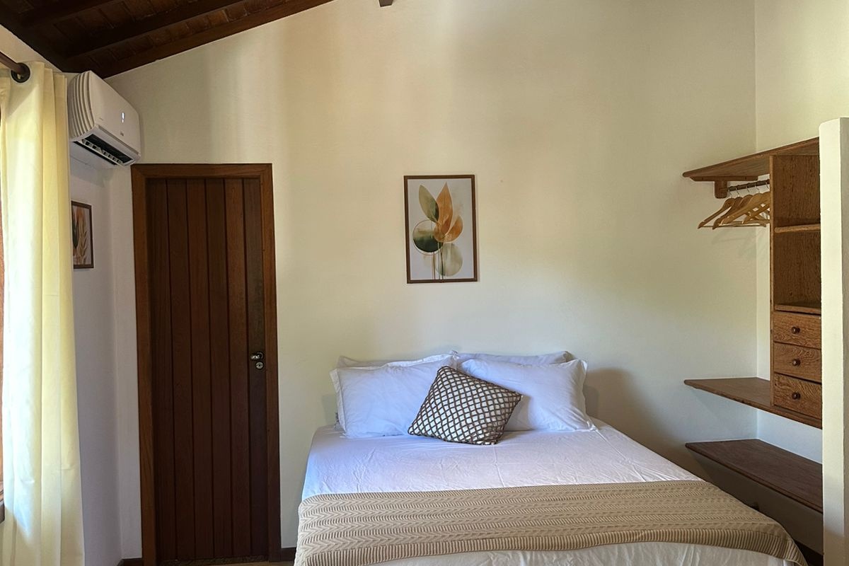 Suíte com Vista para a piscina