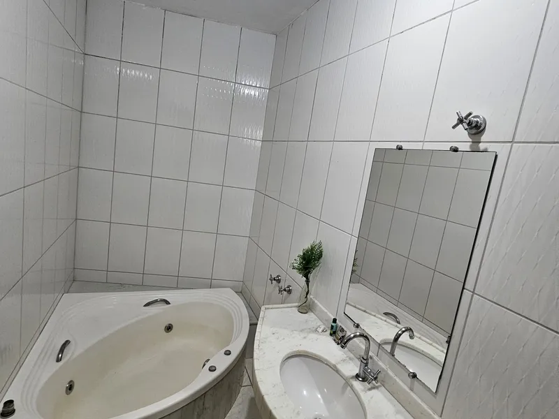 QUARTO 16 AR E HIDROMASSAGEM
