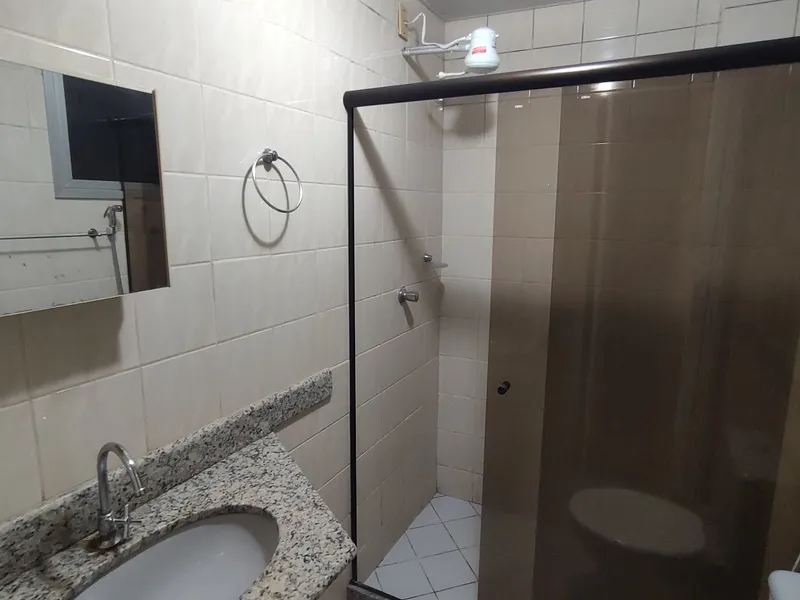 201 - Triplo com Varanda