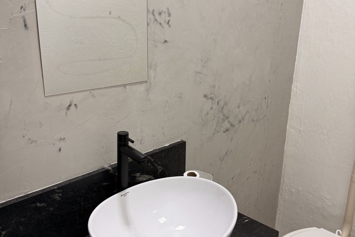 Flat Aconchegante • Pereque - 7Min Hard Rock