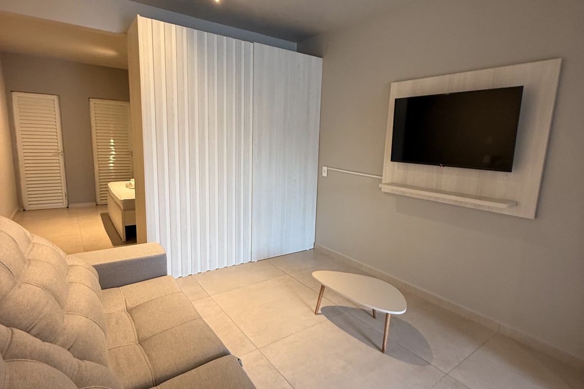 Flat Aconchegante • Pereque - 7Min Hard Rock