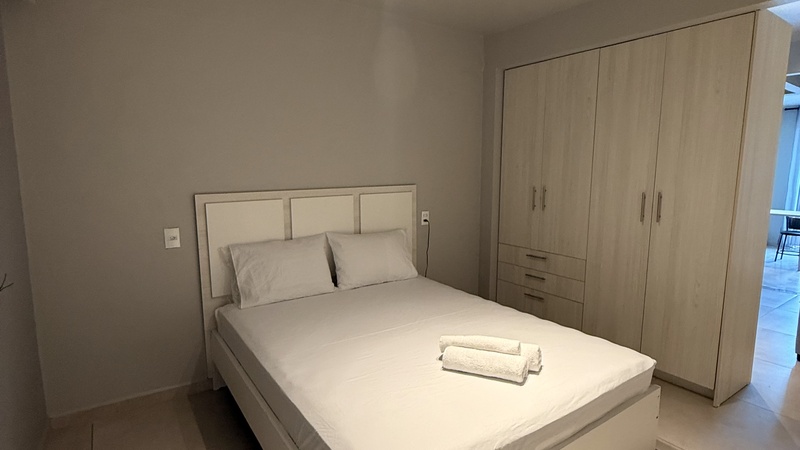 Flat Aconchegante • Pereque - 7Min Hard Rock