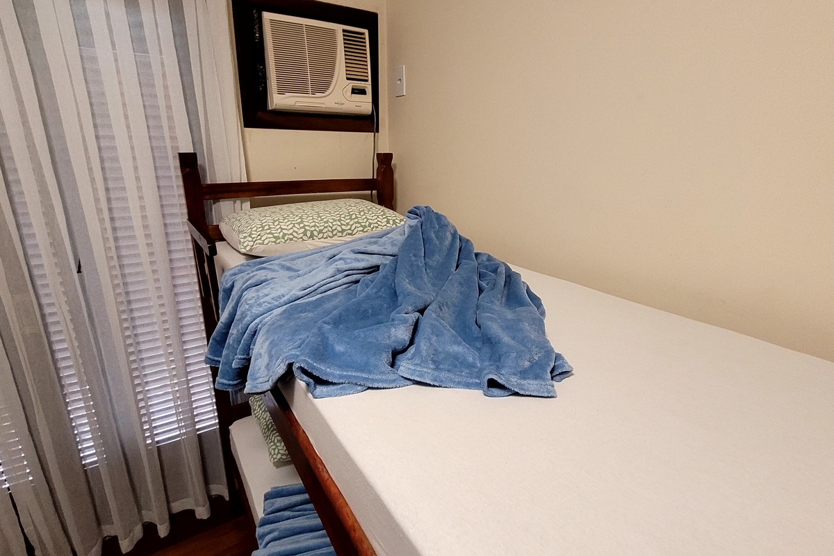 Compartilhado Masculino com Ar