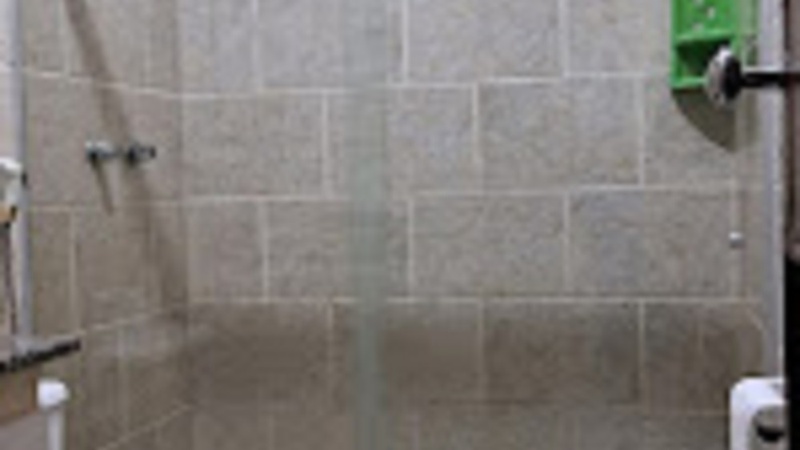 suite, frigobar, ventilador