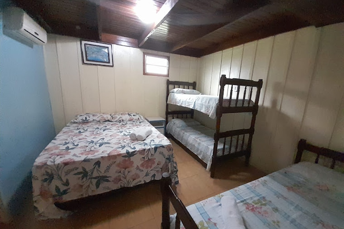 Quarto c Ar 50 metros do mar