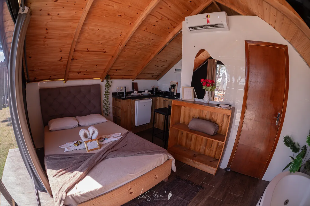 5 Quarto Deluxe