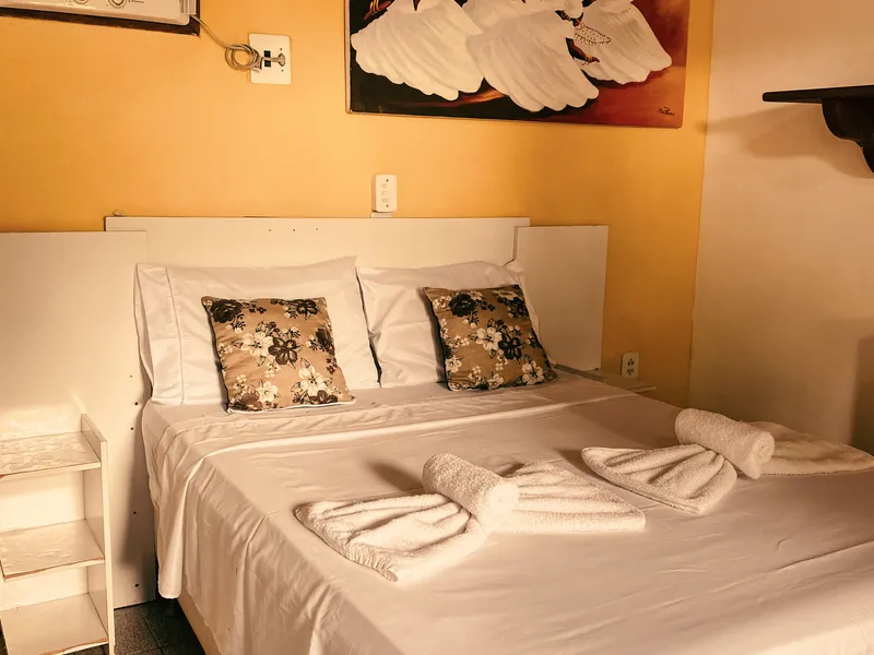 1 - Quarto Duplo com Varanda