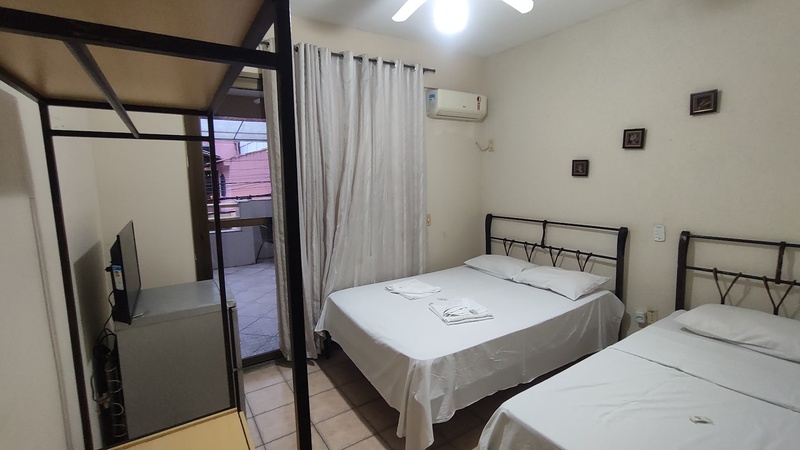 201 - Triplo com Varanda