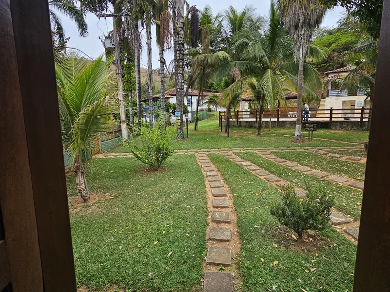 QUARTO 10 AR-CONDICIONADO