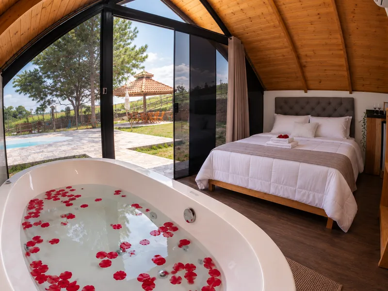 5 Quarto Deluxe