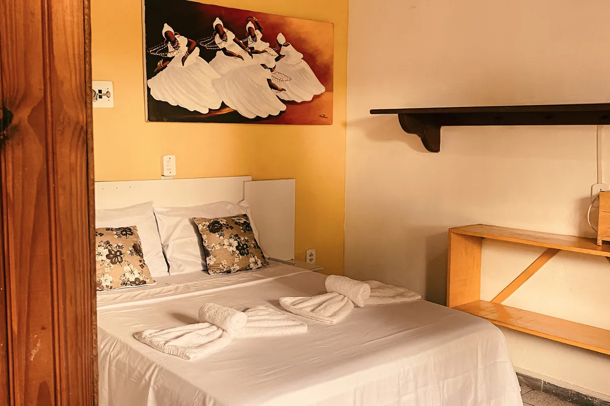 1 - Quarto Duplo com Varanda