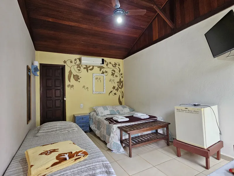QUARTO 19 AR-CONDICIONADO