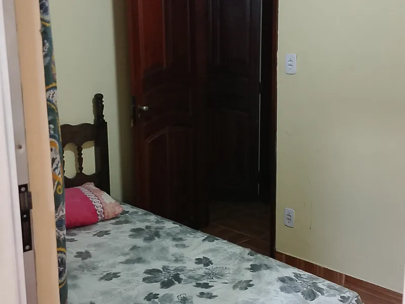 Cama de casal sem banheiro