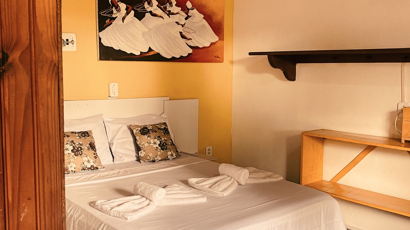 1 - Quarto Duplo com Varanda