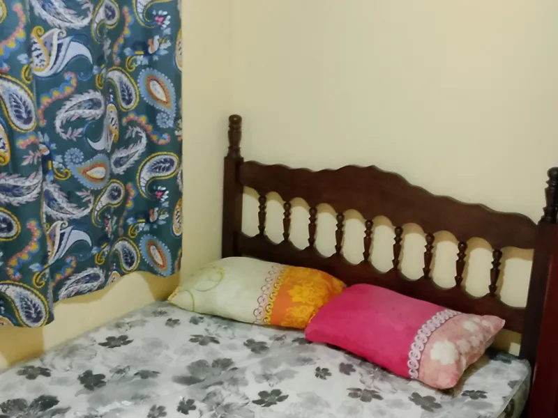 Cama de casal sem banheiro