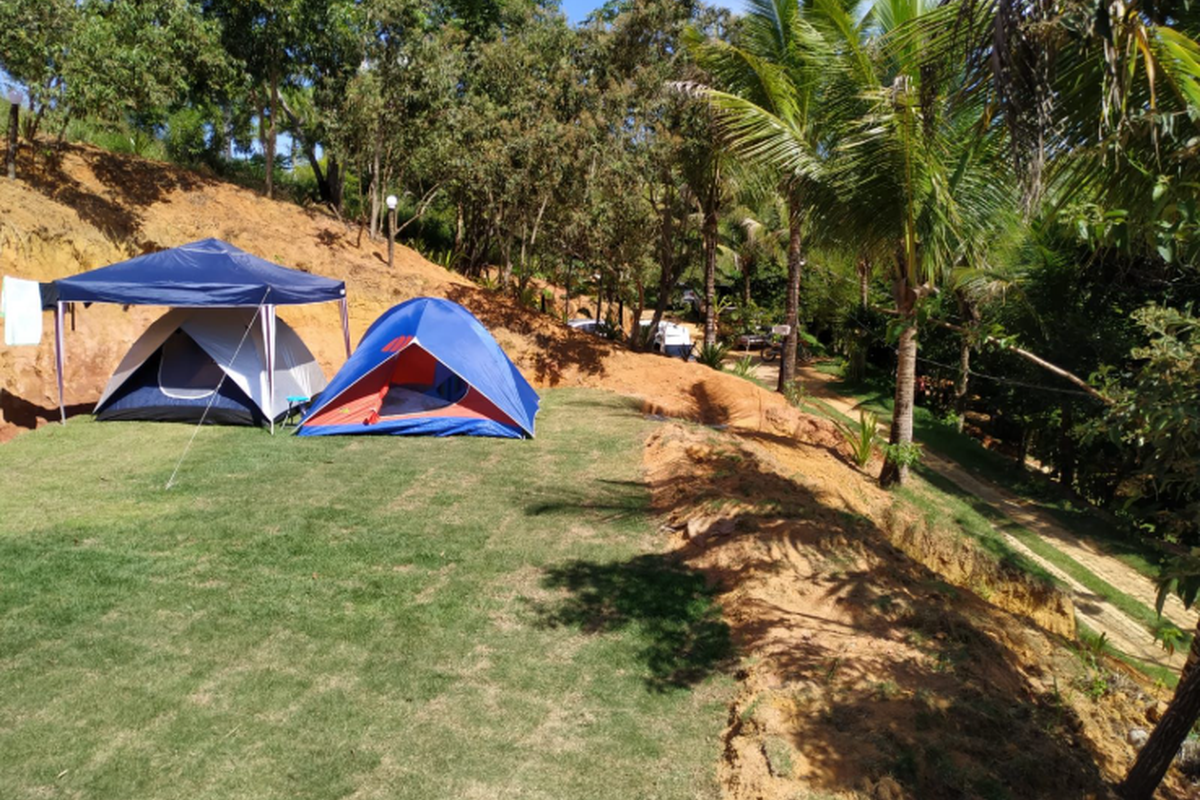 CAMPING