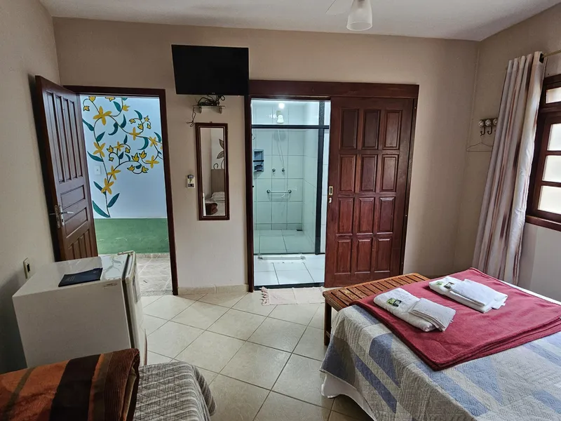 QUARTO 17 ADAPTADO COM AR-CONDICIONADO