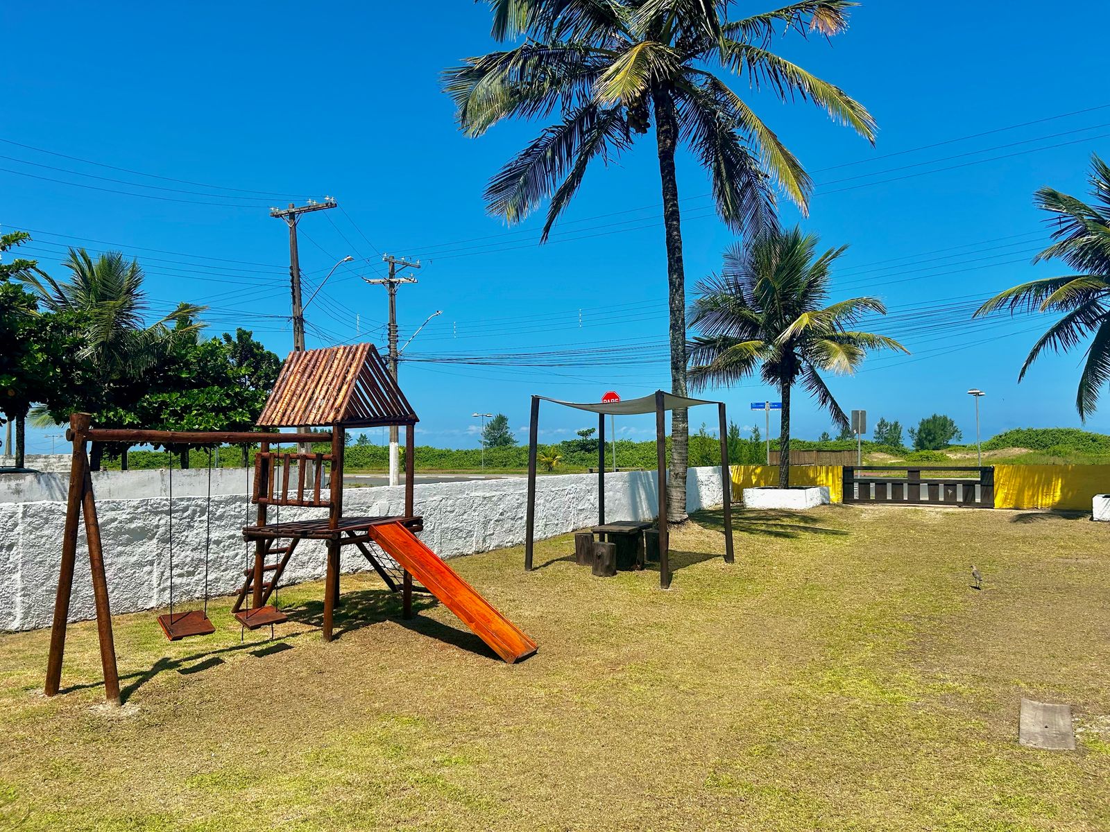 ITAMIARU BEACH    Ilha Comprida