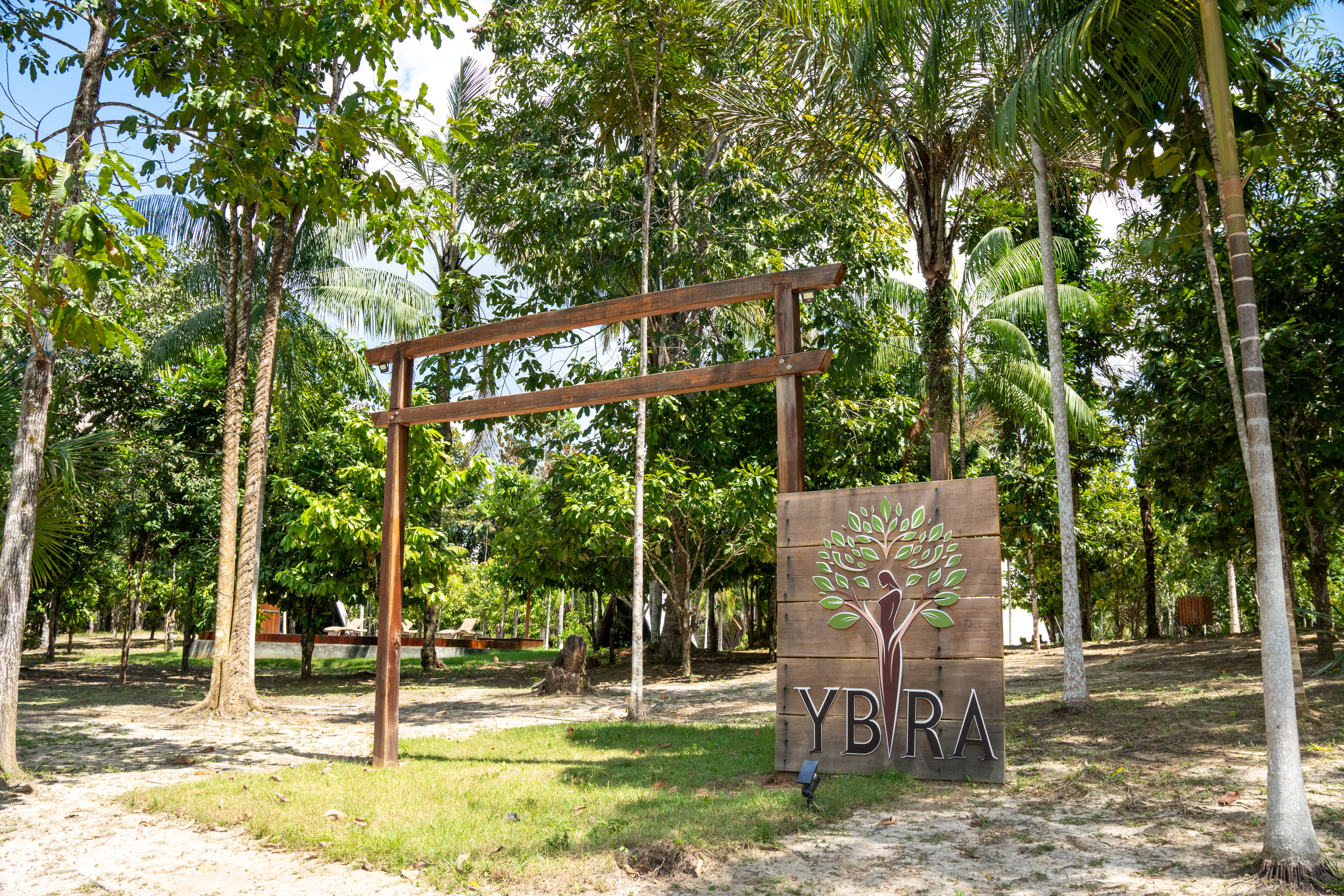 Ybyra Pousada de Selva